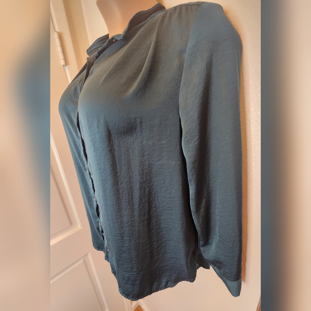 H&M Teal Button-Down Shirt - image 4
